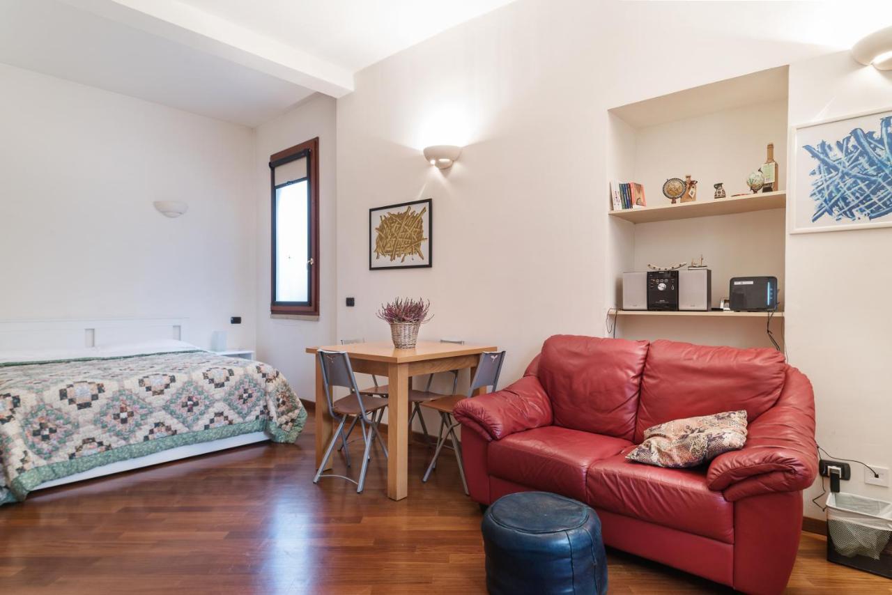 Bologna Central Studio Eksteriør bilde